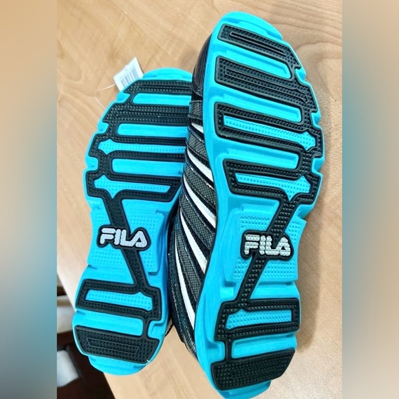 New Running Shoes Fila woman’s size 9 cool max - Picture 4 of 6